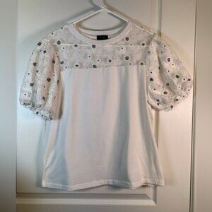 Ontwelfth White Metallic Gold Lace Daisy Floral Embroidered Puffy Sleeve Blouse